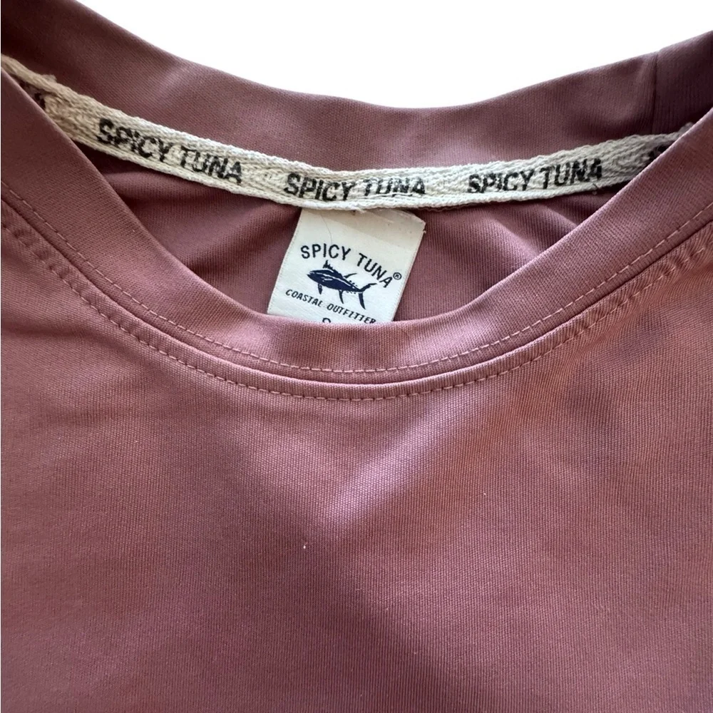 Girls Spicy Tuna Sunblock Shirt small k15